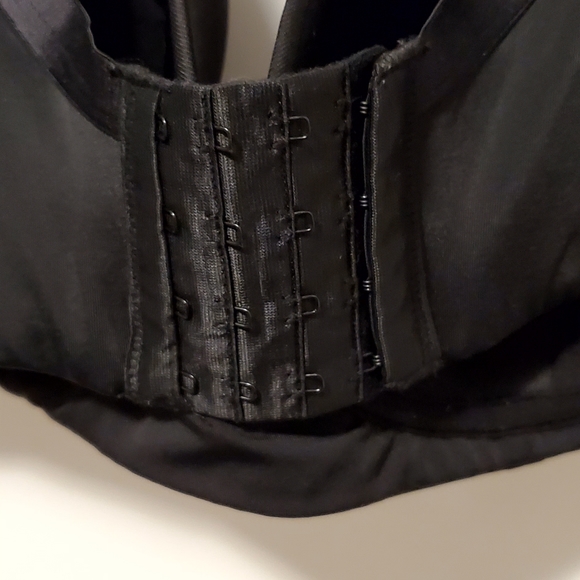 2/$35 motherhood maternity nursing bra - black 38DD - Picture 4 of 6